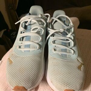 Puma evo lite women’s 9 athletic shoe